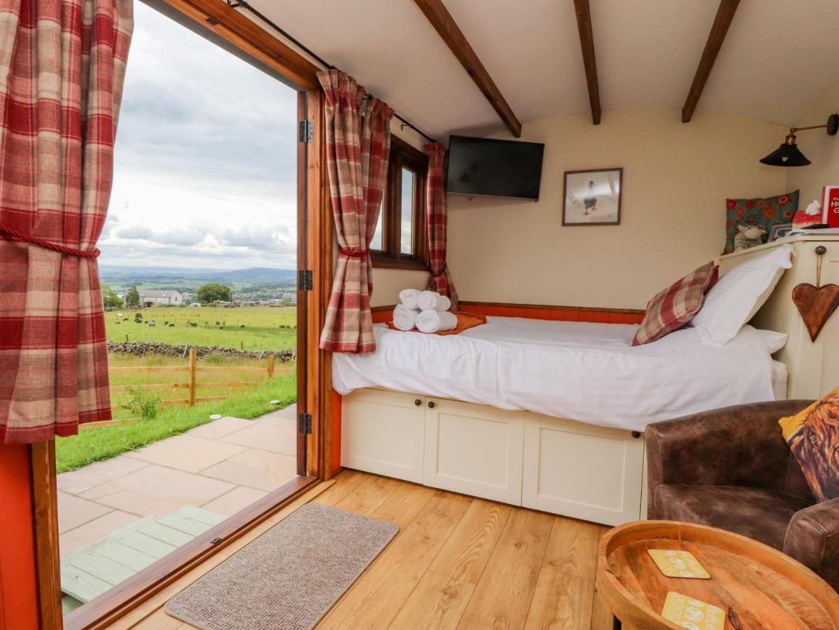 The Herdsman Luxury Shepherds Hut *